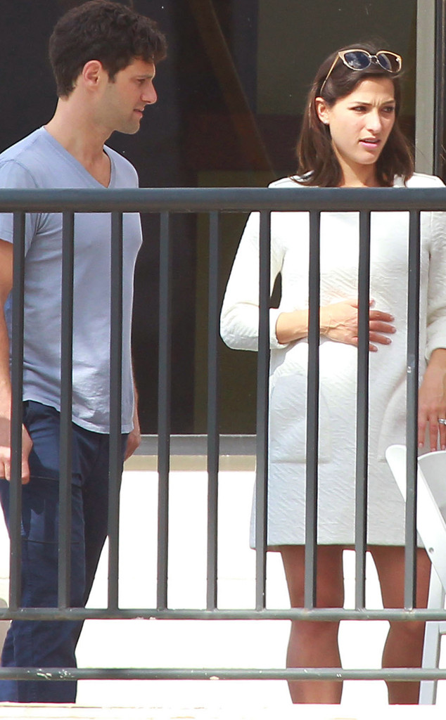 Justin Bartha, Lia Smith Justin Bartha, Lia Smith